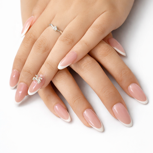 Emqueen French Nails