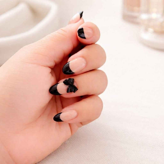 Beige Black French Tip Press - On Nails - Emqueen