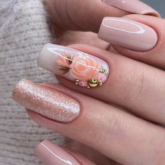 Beige Glitter Flower Press - On Nails - Emqueen