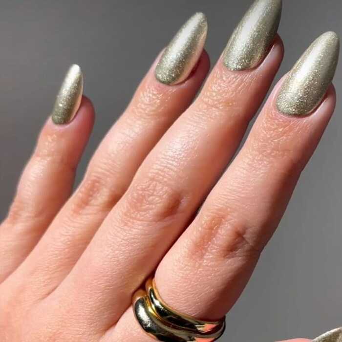 Gold Glitter Party Press - On Nails - Emqueen