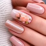 Beige Glitter Flower Press-On Nails